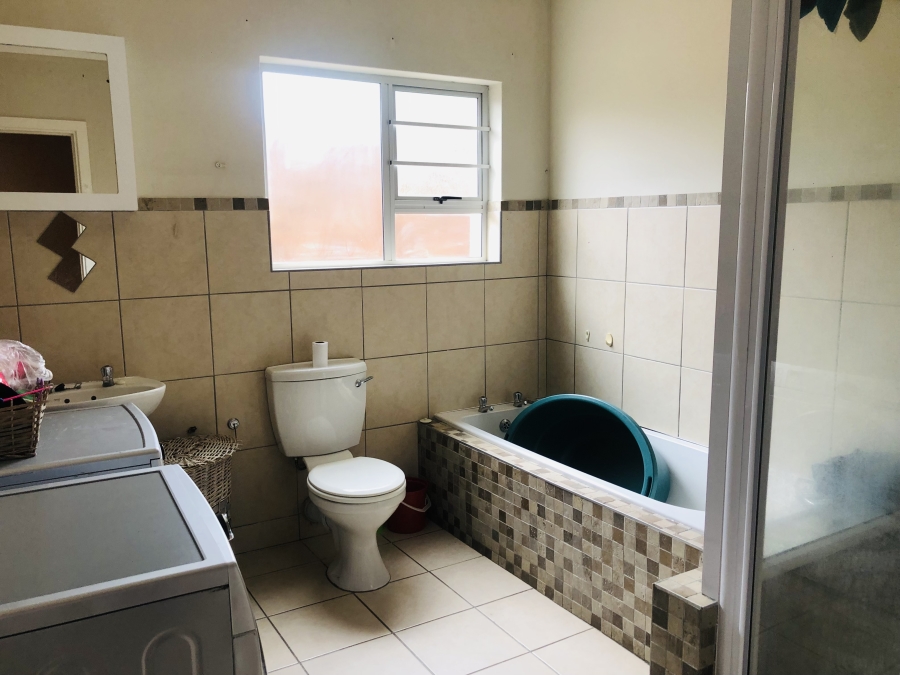 3 Bedroom Property for Sale in Abbotsford Eastern Cape